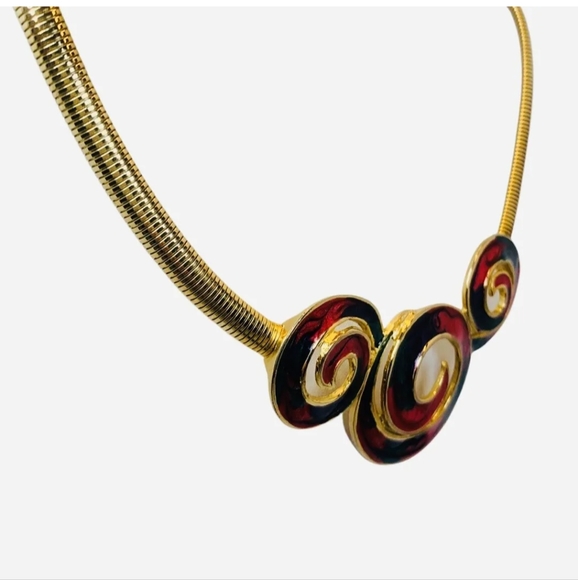 VTG RED BLACK SWIRL OMEGA NECKLACE 18" STATEMENT GOLD TONE 80s Lovecore TRENDY - Picture 6 of 7